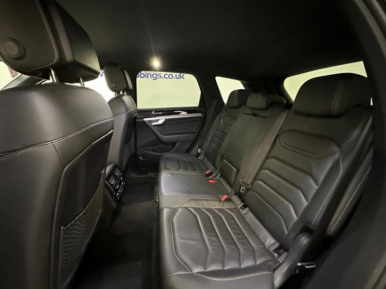 Volkswagen Touareg VK69FRF