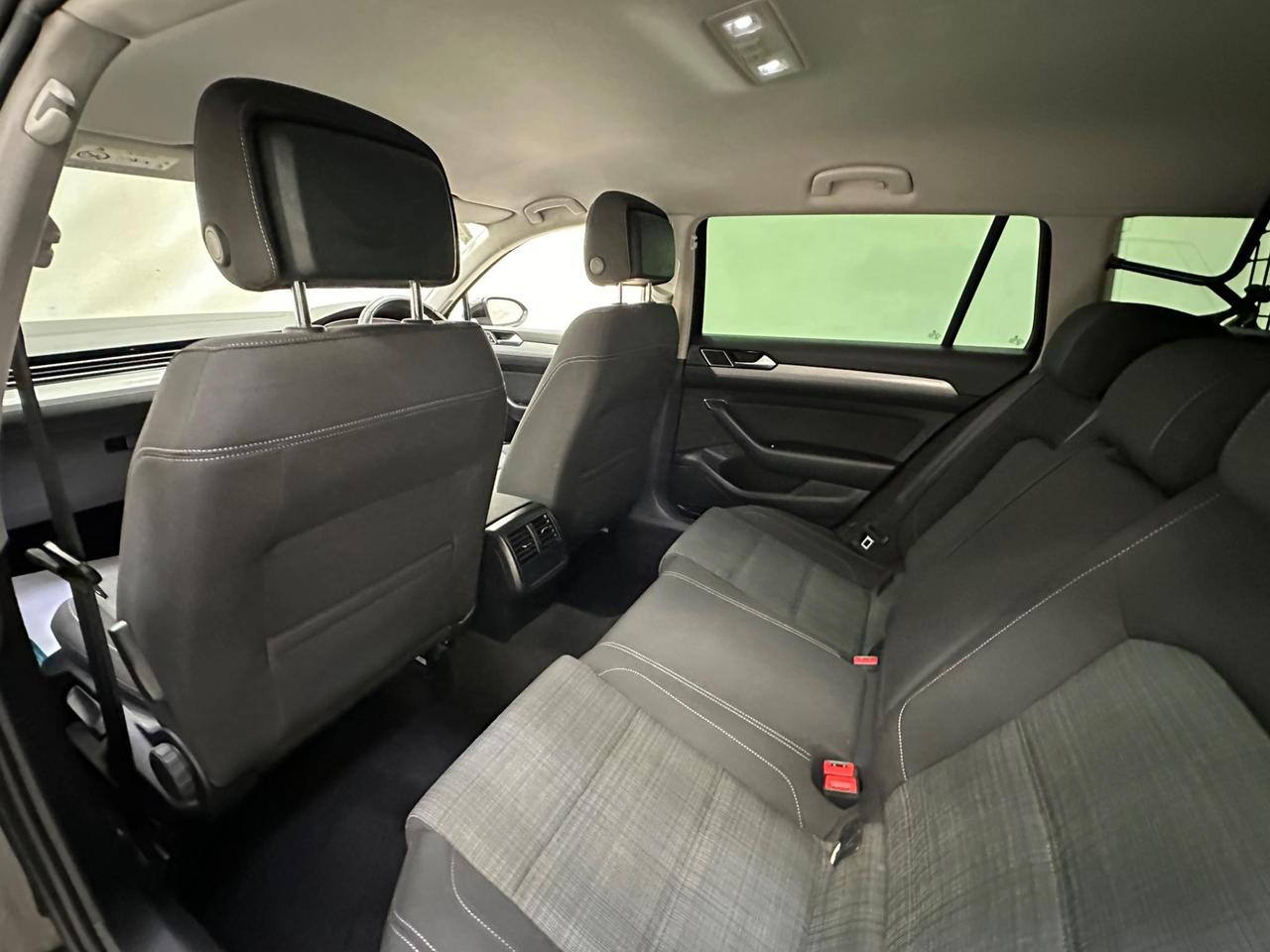 Volkswagen Passat VN69VMY