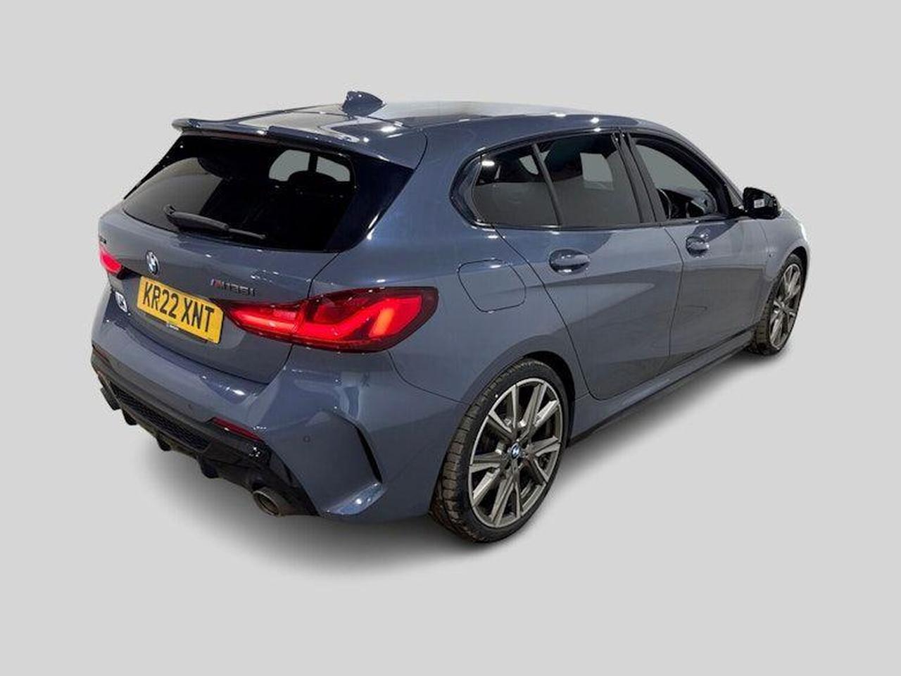 BMW 1 Series KR22XNT