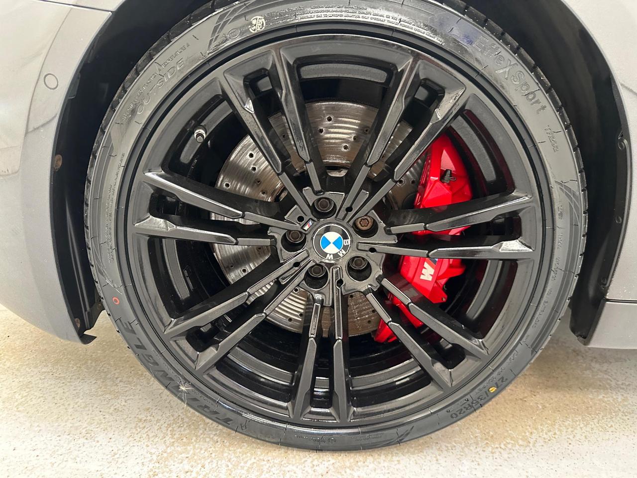 BMW M5 FB21XCK