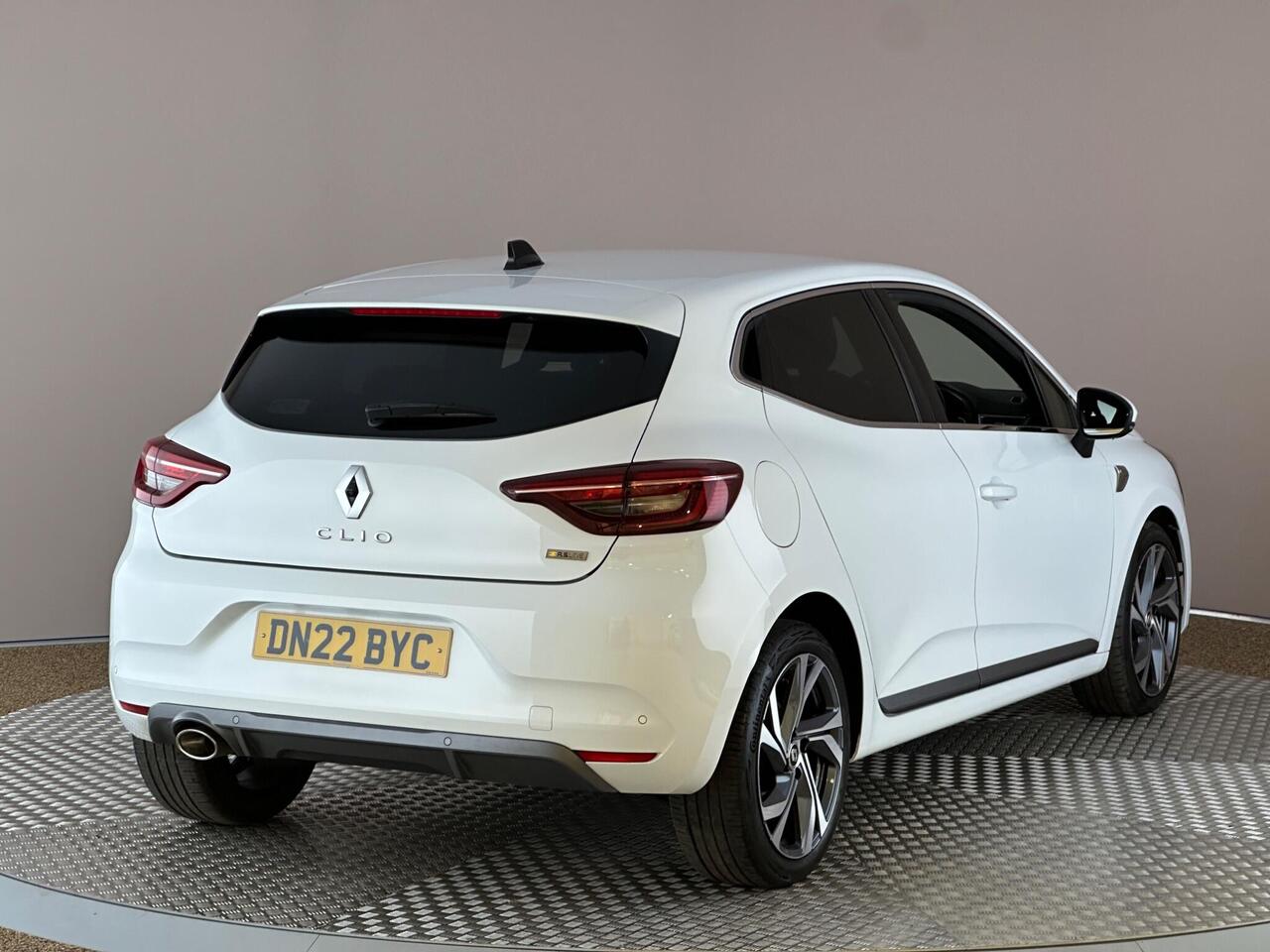 Renault Clio DN22BYC