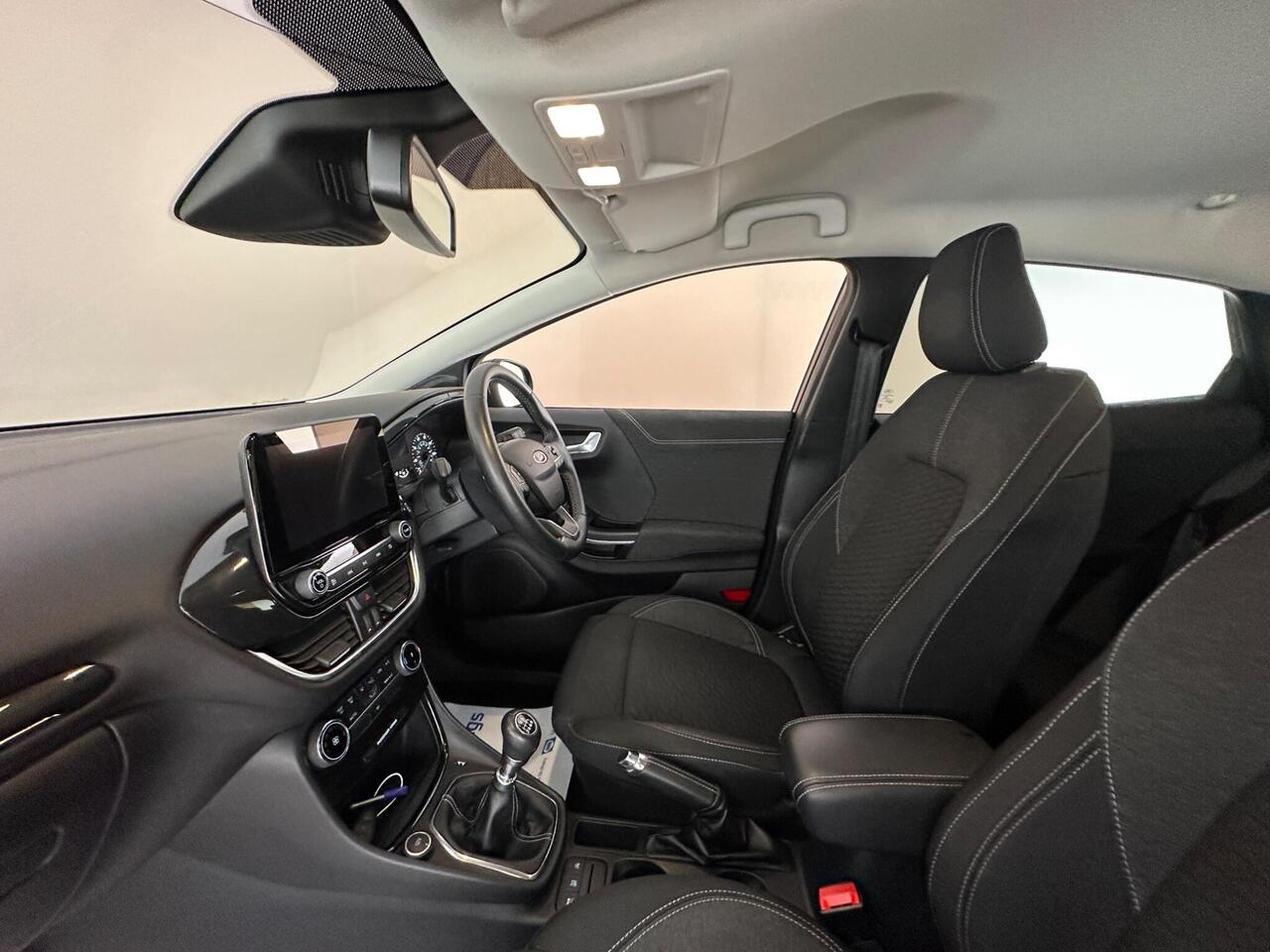 Ford Puma GX71LTV
