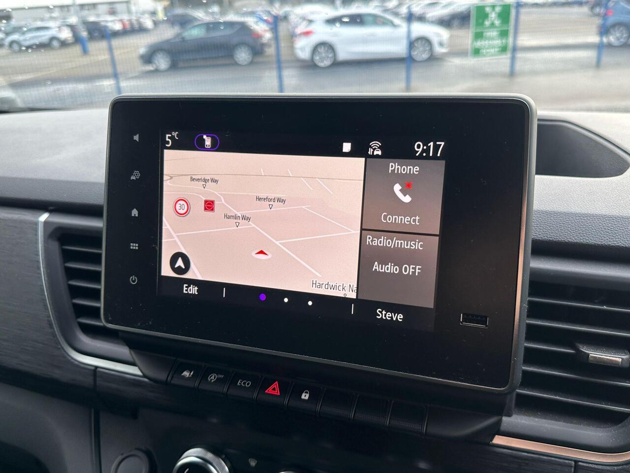 Nissan Primastar FY25VRU