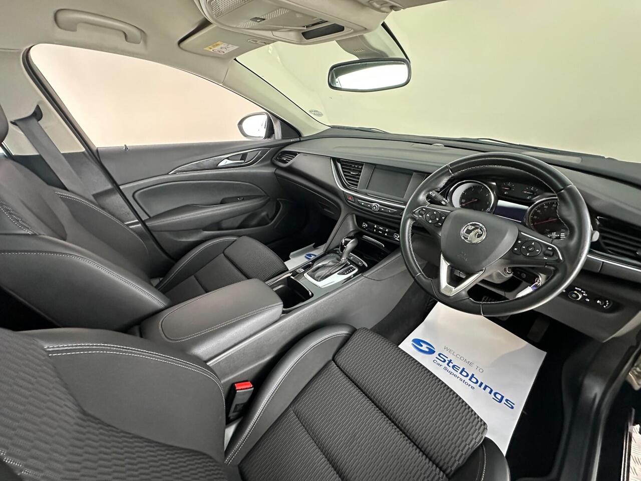 Vauxhall Insignia VN21XVA