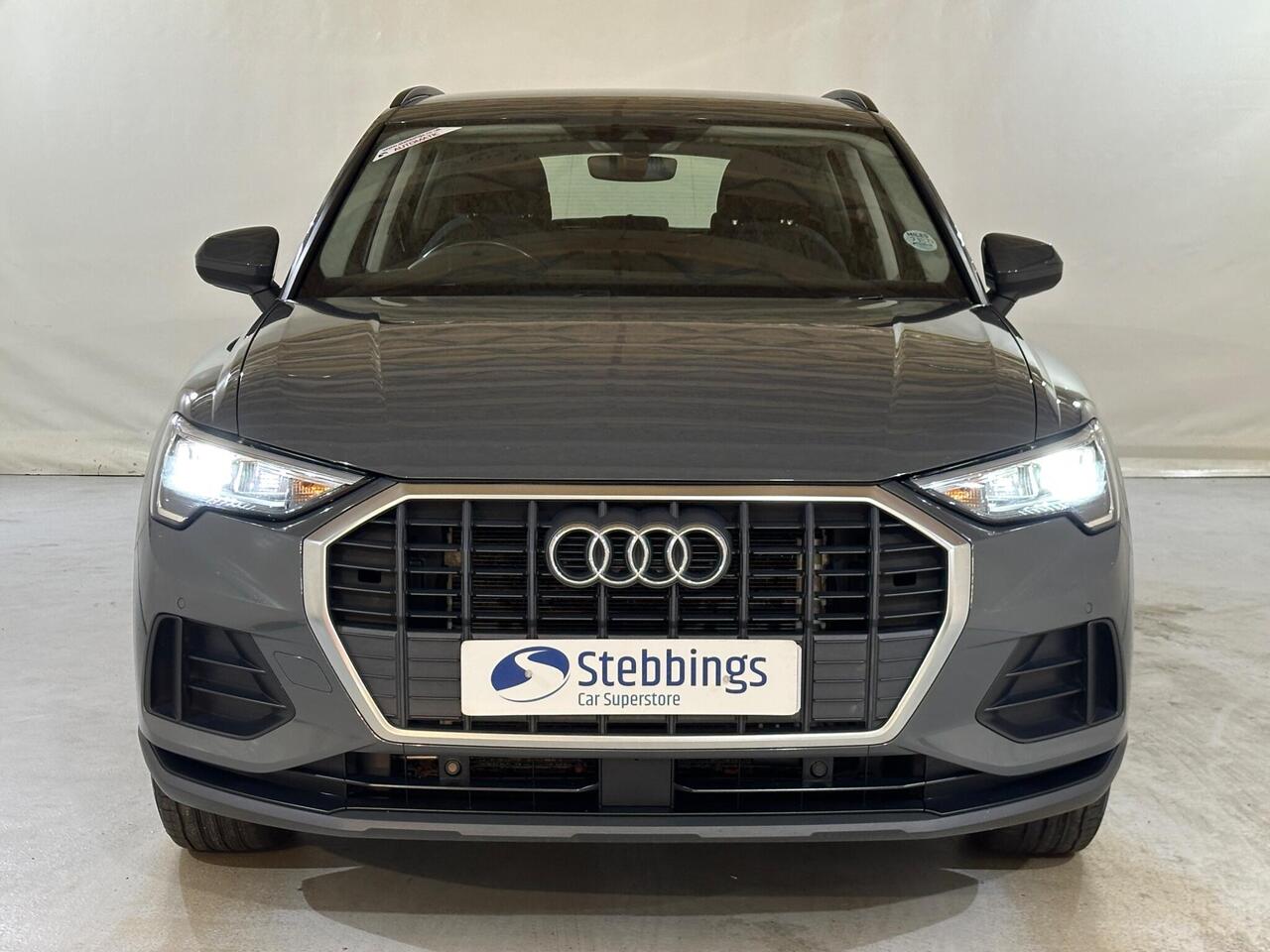 Audi Q3 MW22OVR