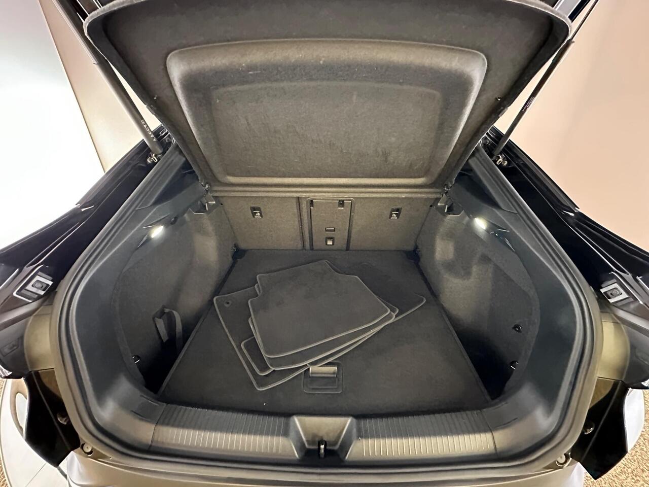 Volkswagen ID.5 YH23DTN