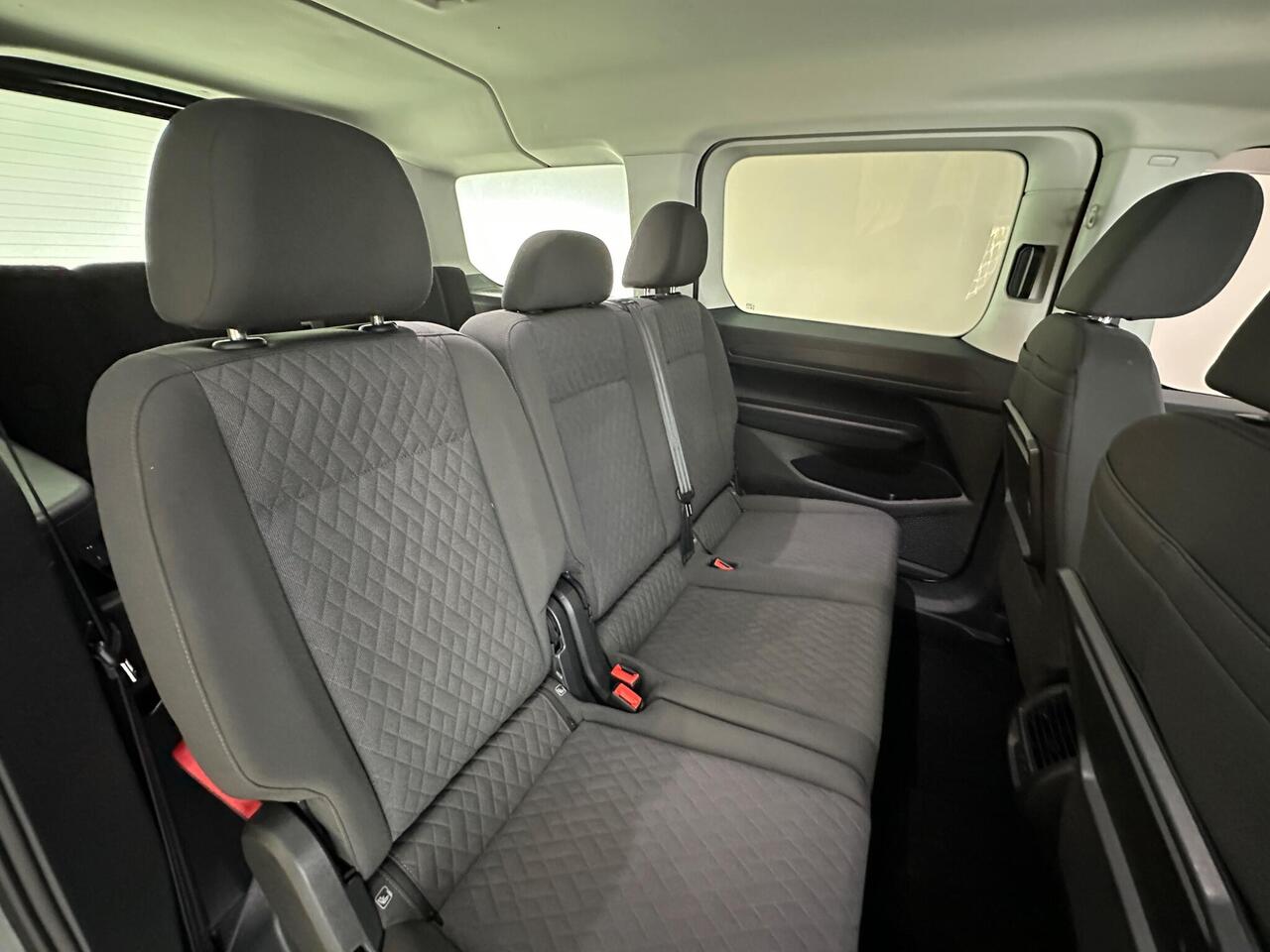 Volkswagen Caddy Maxi AE71YGC