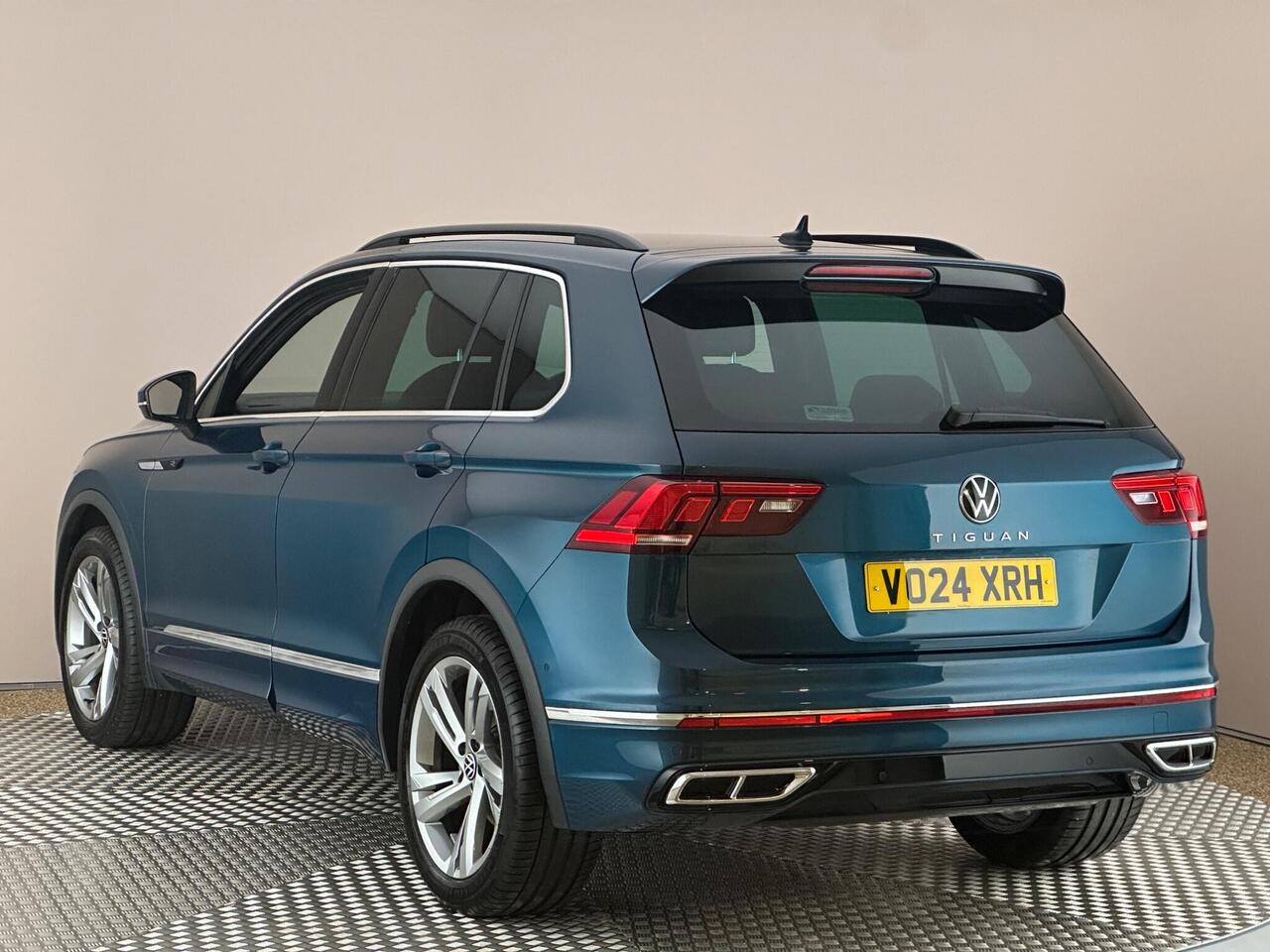 Volkswagen Tiguan VO24XRH