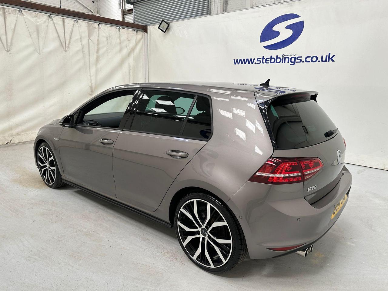 Volkswagen Golf DG14UAA