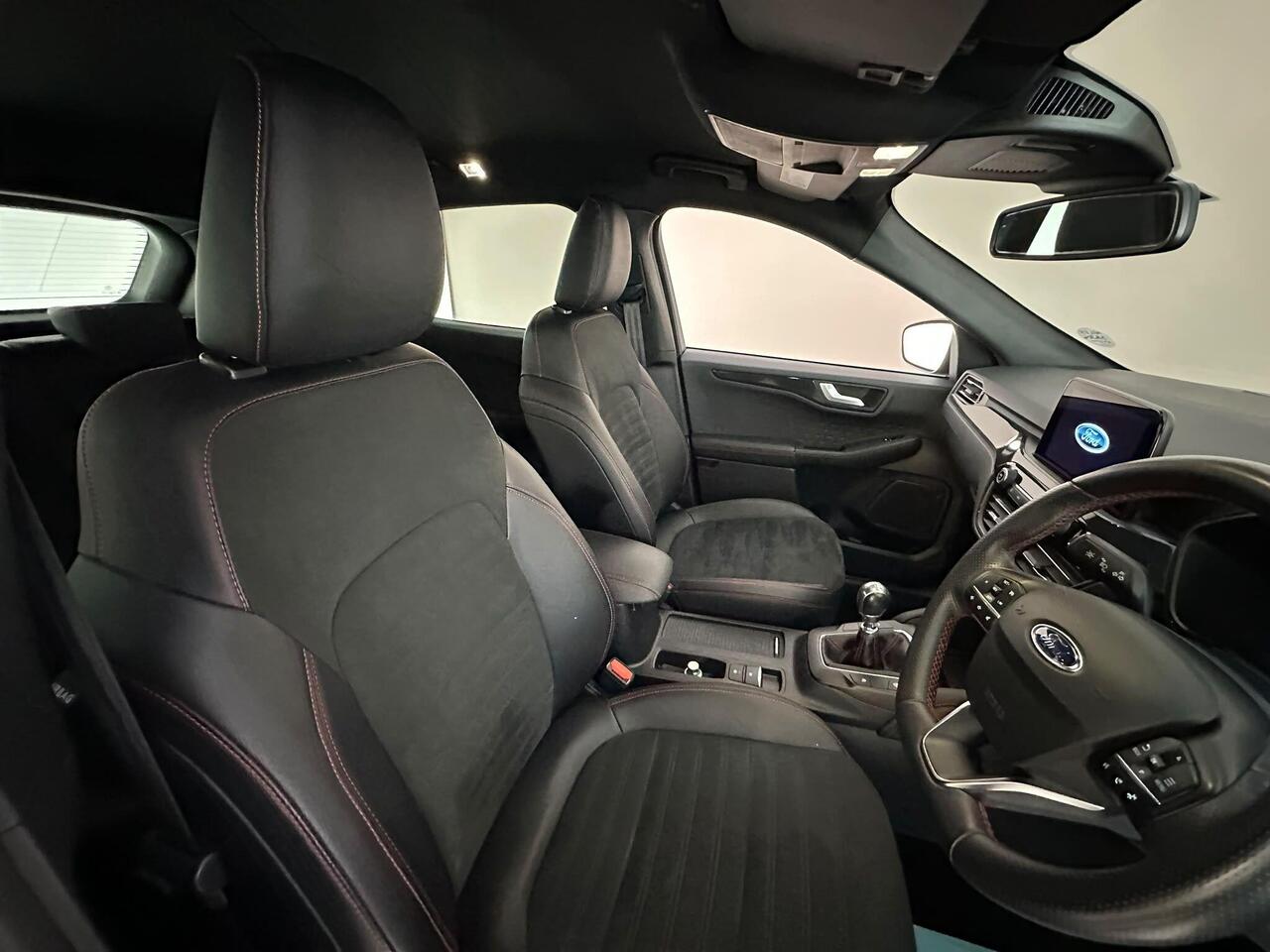 Ford Kuga YO21EHU