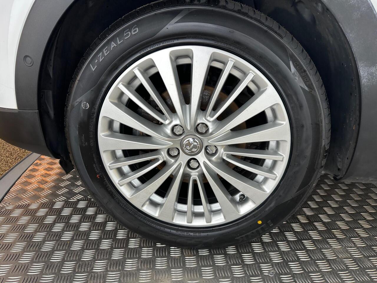 Vauxhall Grandland X BA19OSW