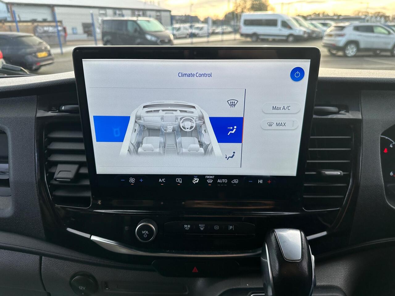 Ford Transit WP73UTZ