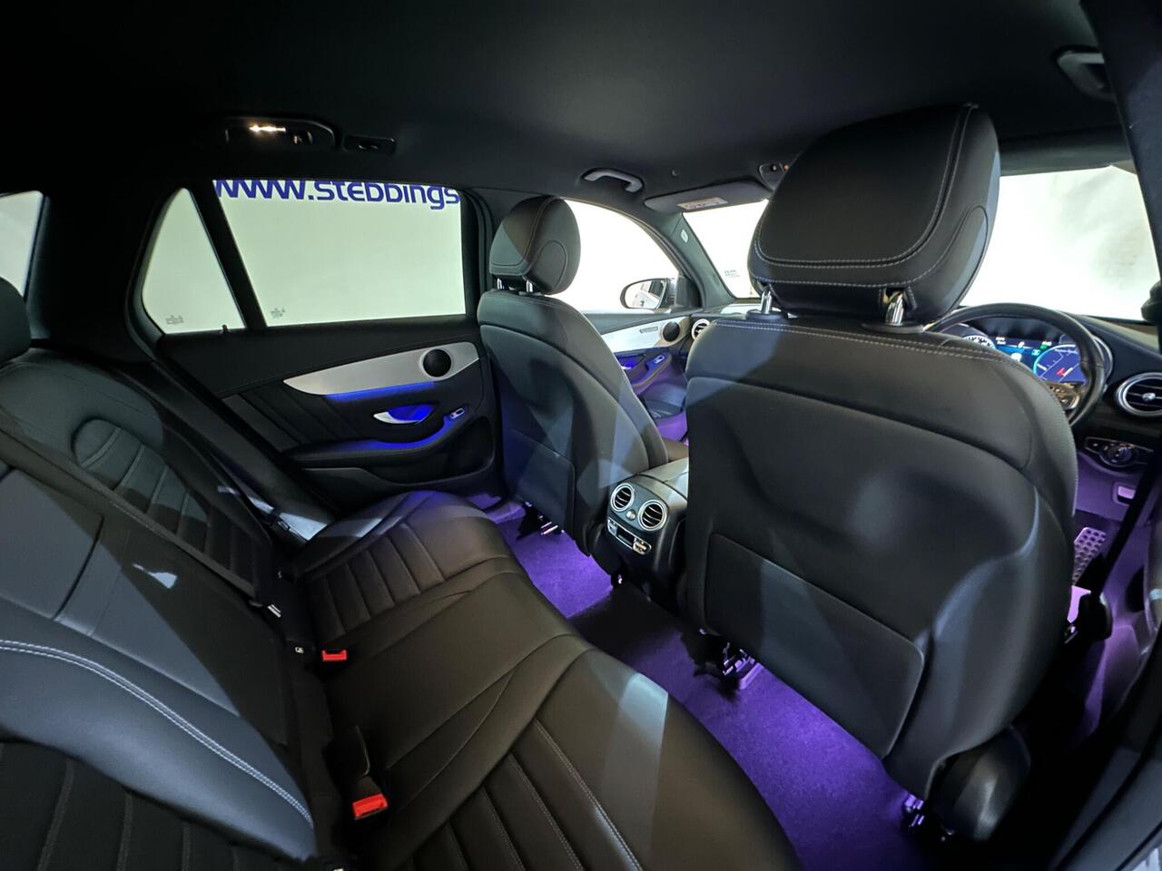 Mercedes-Benz GLC SN22UBK