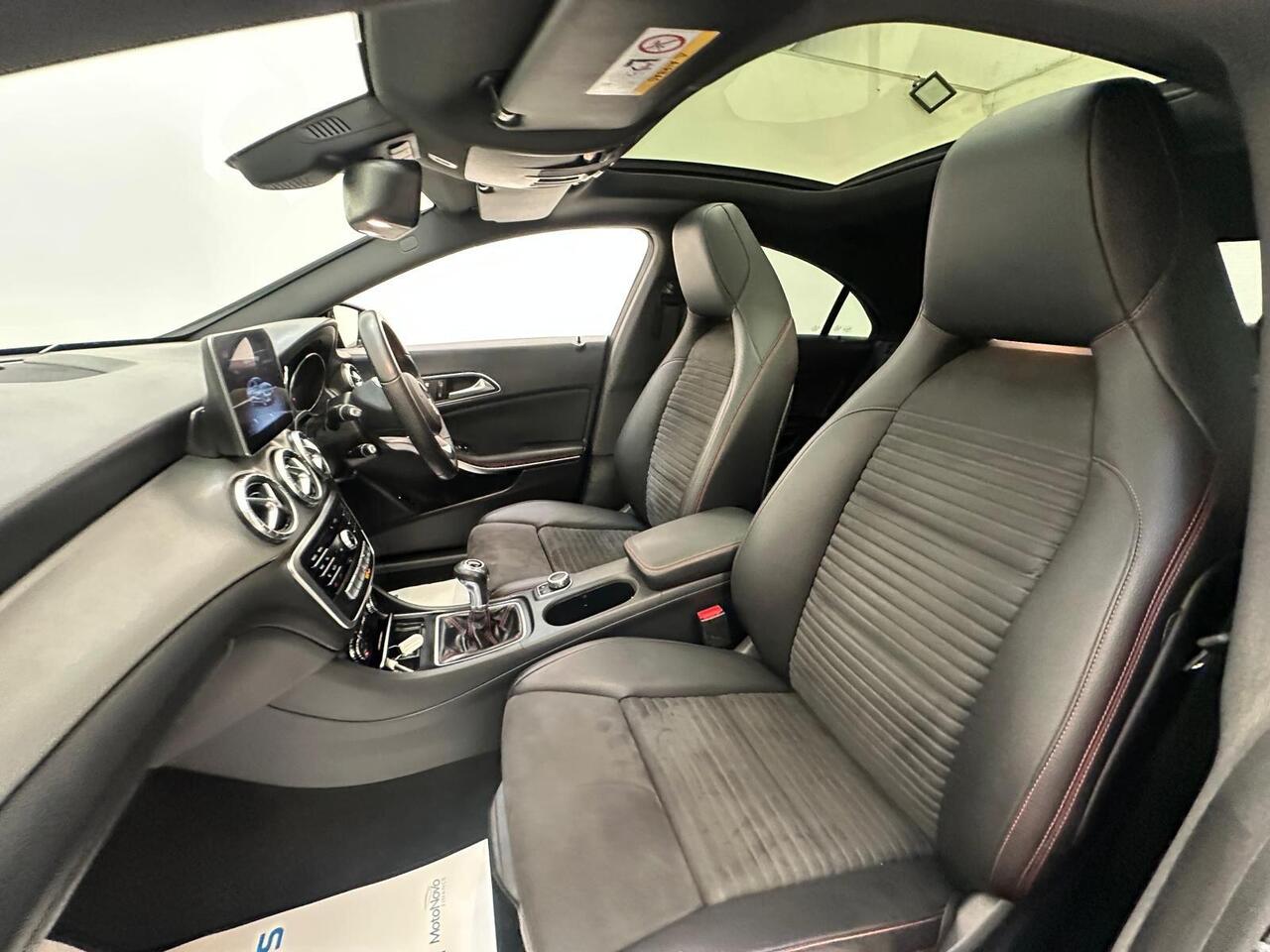 Mercedes-Benz CLA WX19OCJ