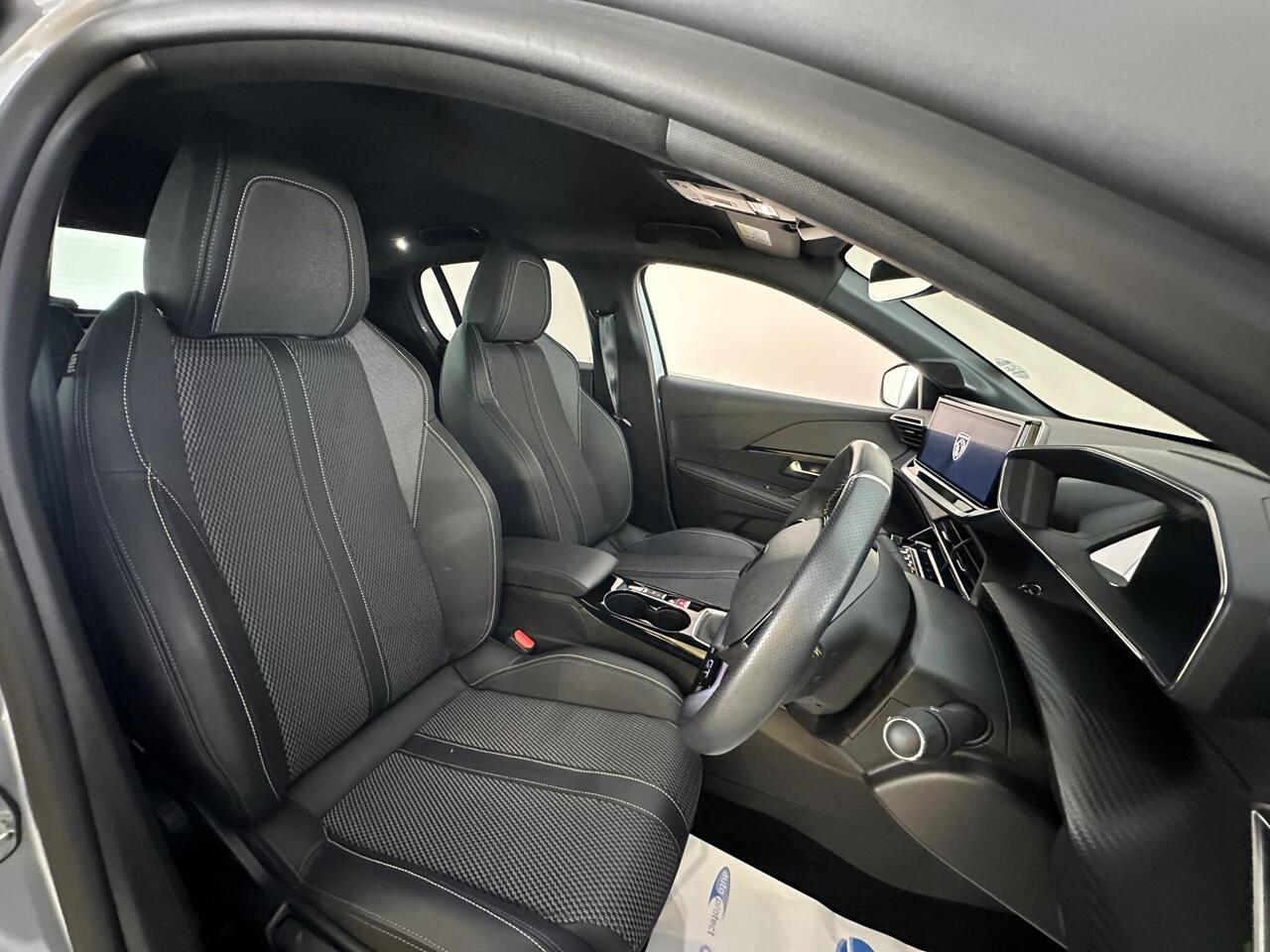 Peugeot 208 MJ24ZXE