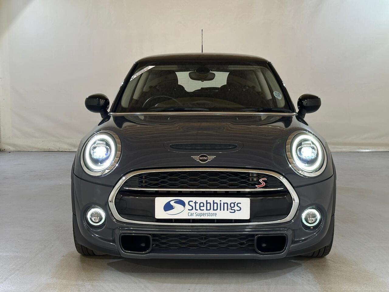 MINI Hatch EA70YLB