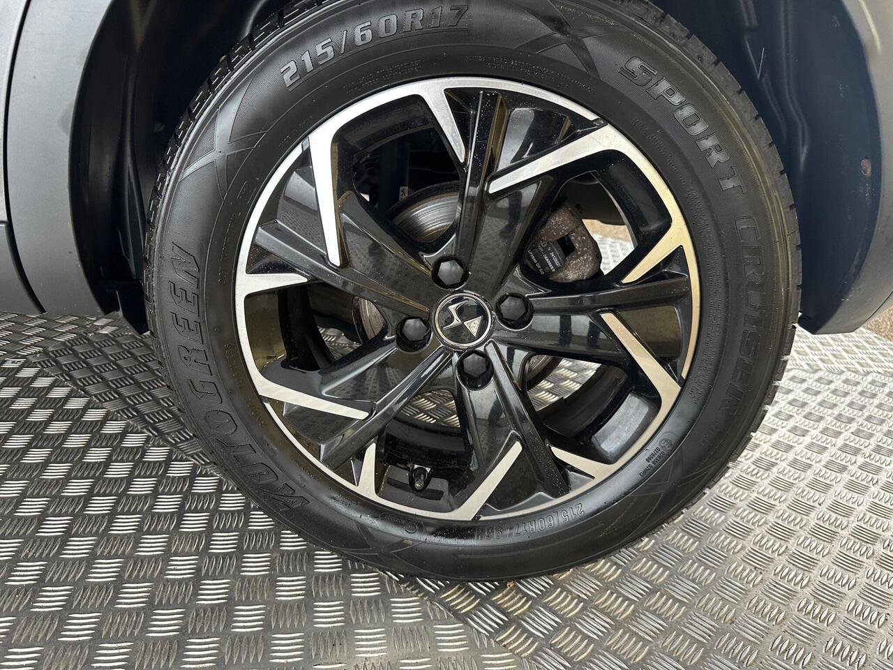 DS AUTOMOBILES DS 3 CROSSBACK KT19BKN