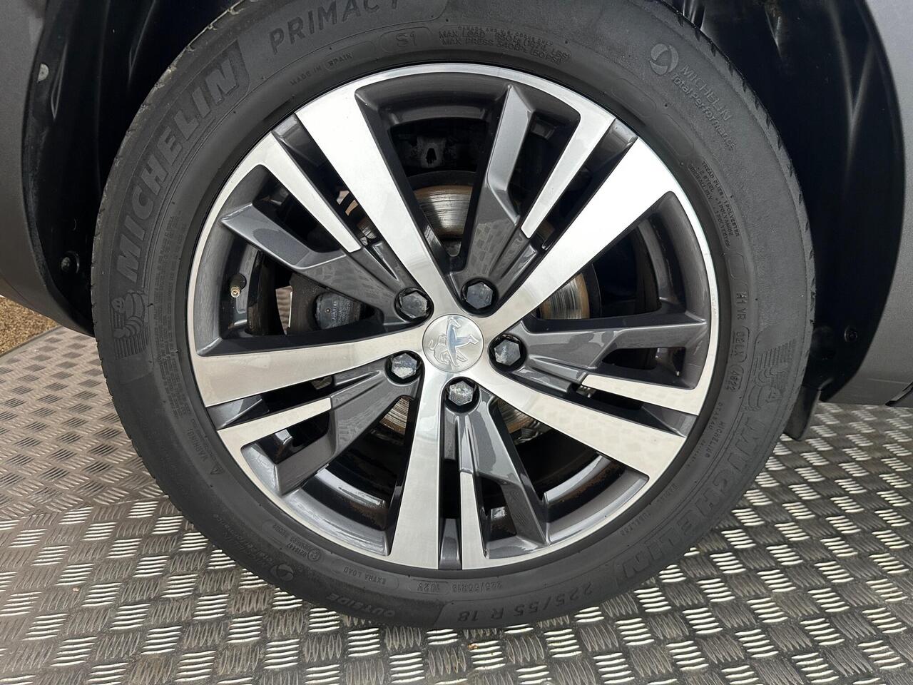 Peugeot 3008 YB72LHJ