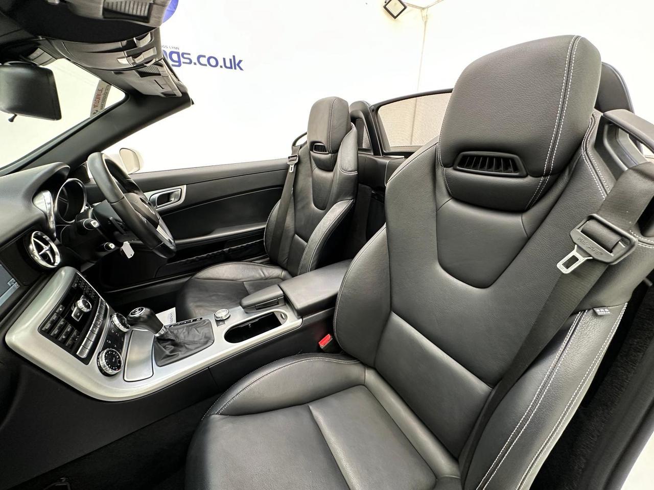Mercedes-Benz SLK HJ63UBD