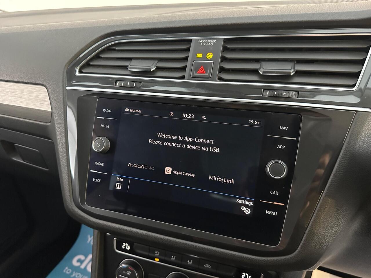 Volkswagen Tiguan Allspace AO68KHD