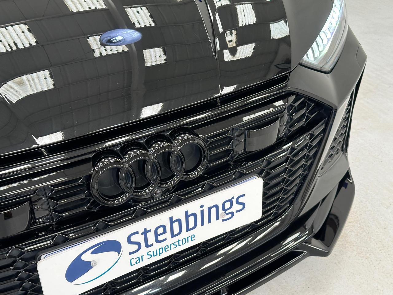 Audi RS6 Avant WU71CXE