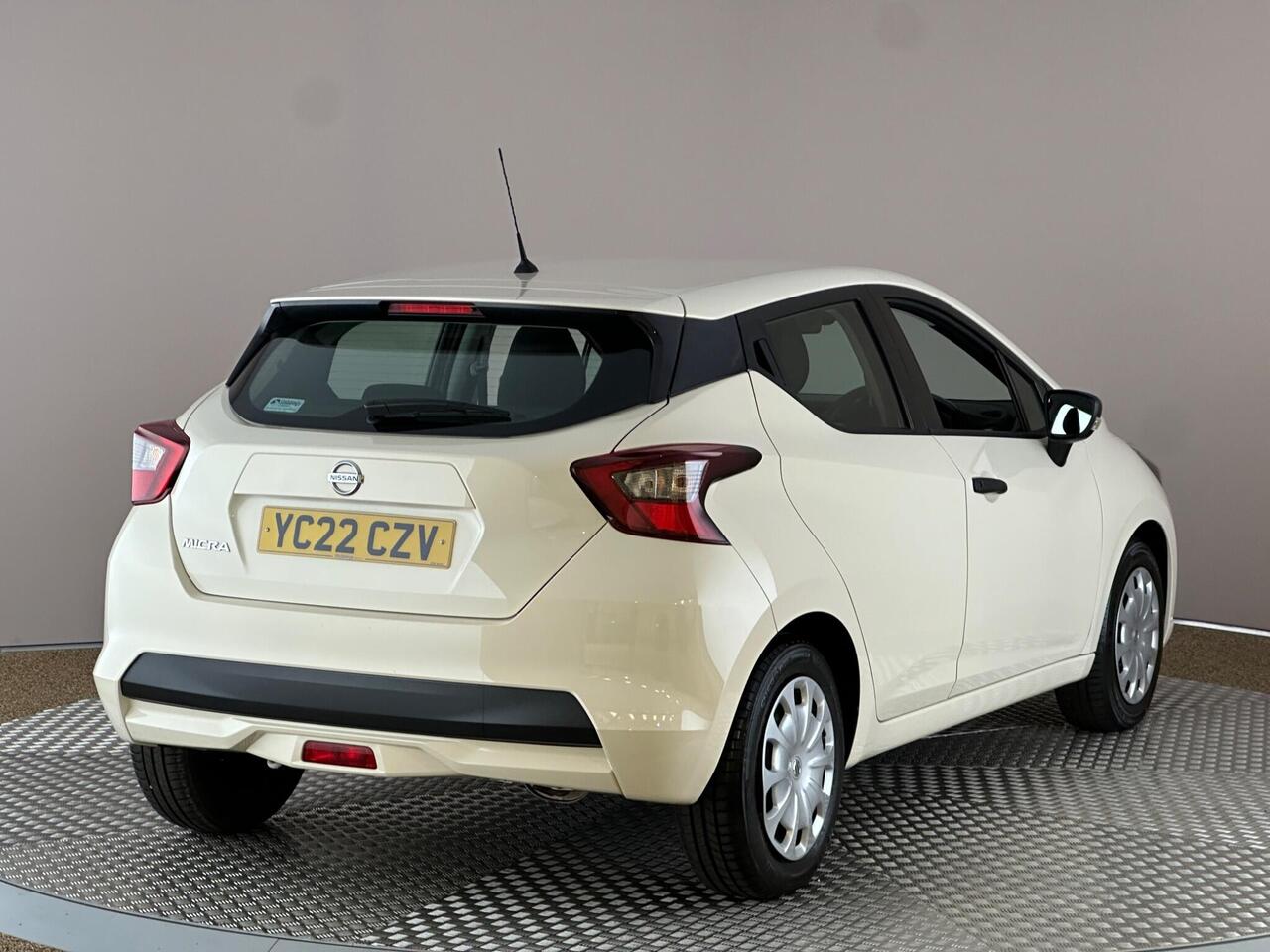 Nissan Micra YC22CZV
