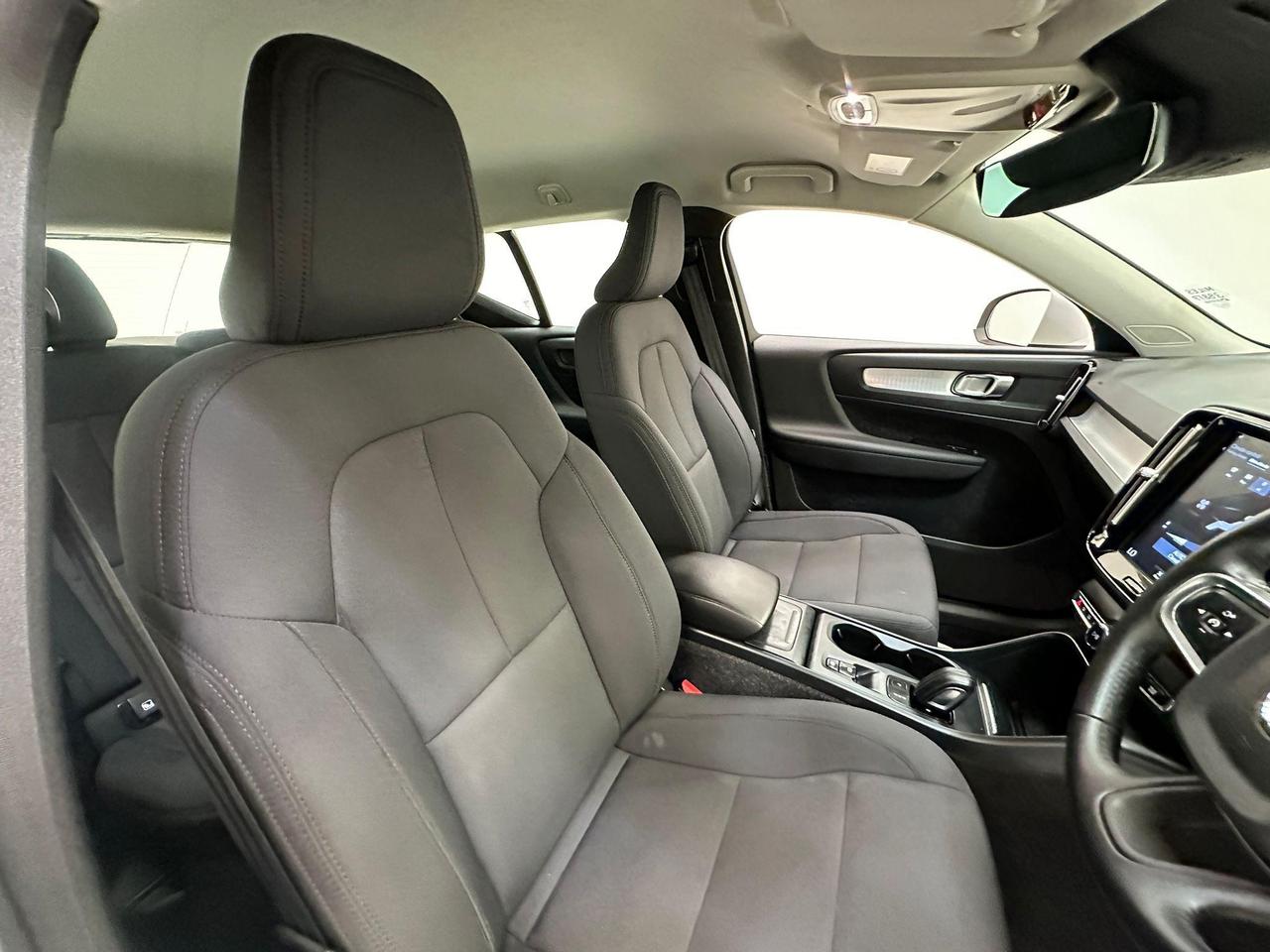 Volvo XC40 YM70FWV