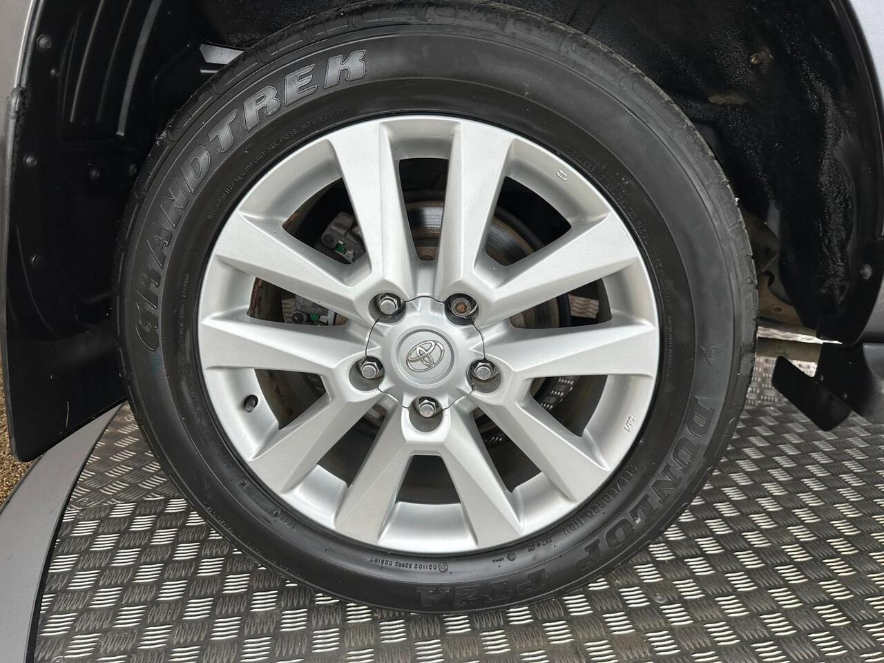 Toyota Land Cruiser GX13LVH