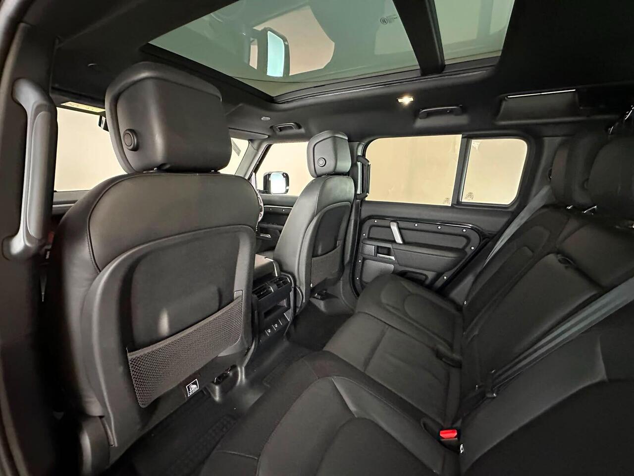 Land Rover Defender 110 VK24XER