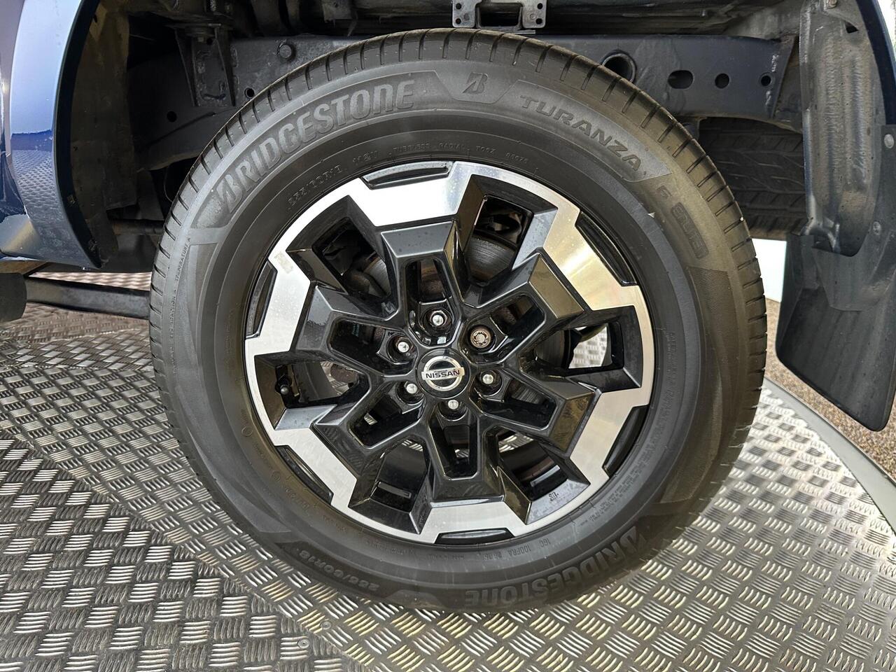 Nissan Navara YH21DDW