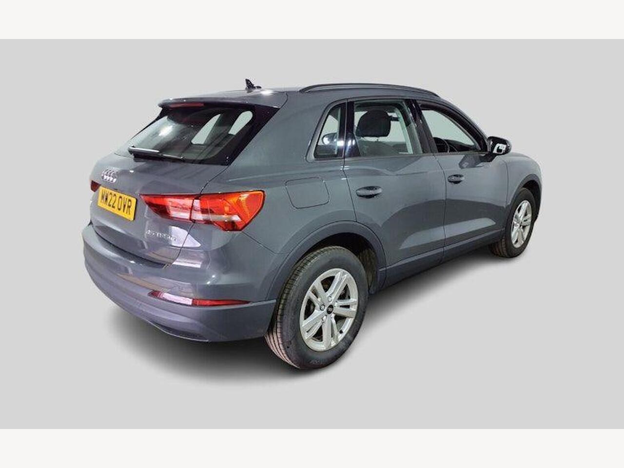 Audi Q3 MW22OVR