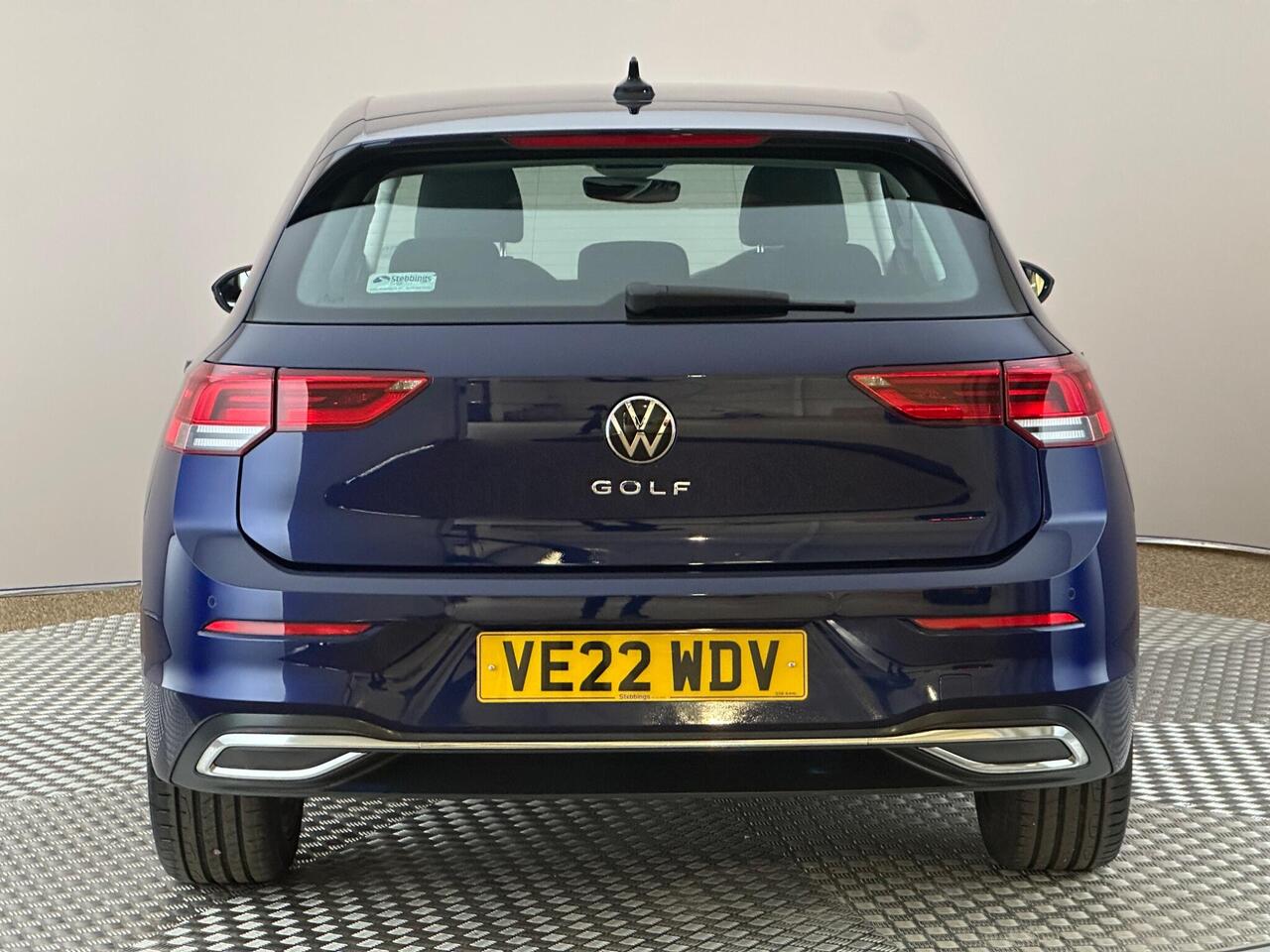 Volkswagen Golf VE22WDV