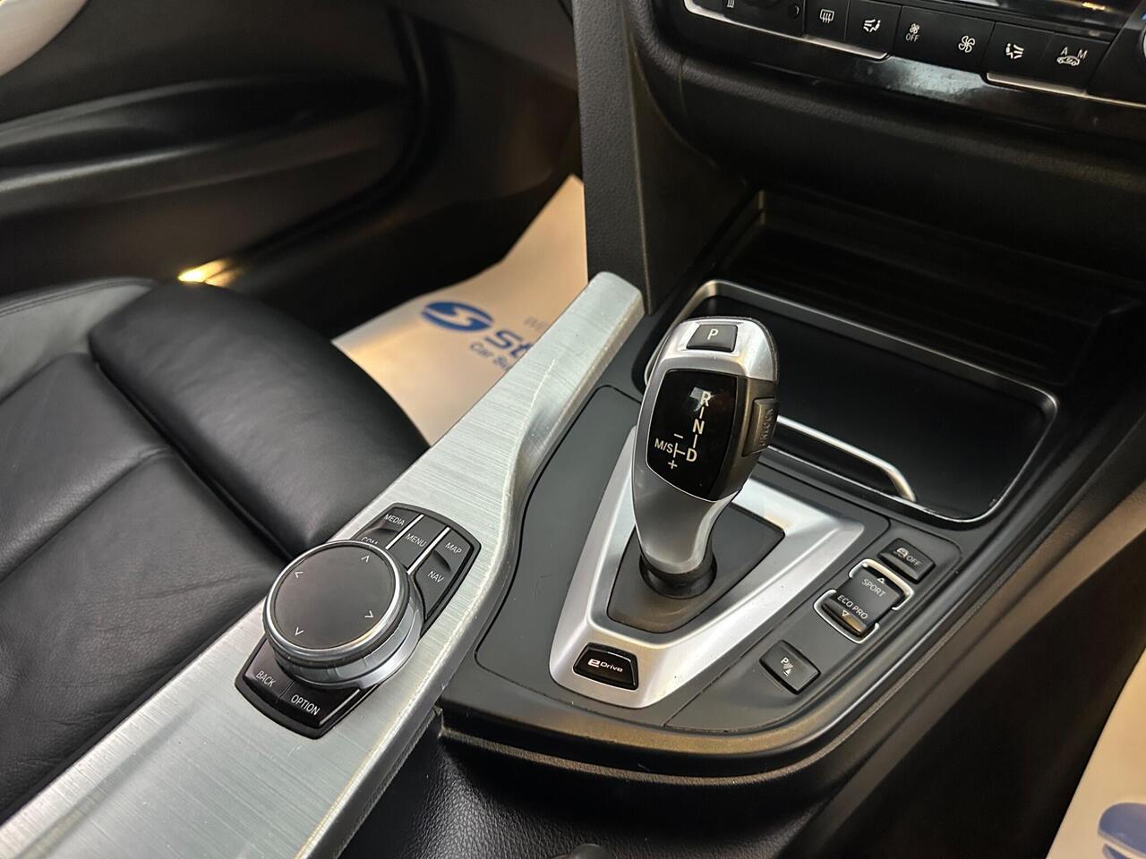 BMW 3 Series YK67SMX