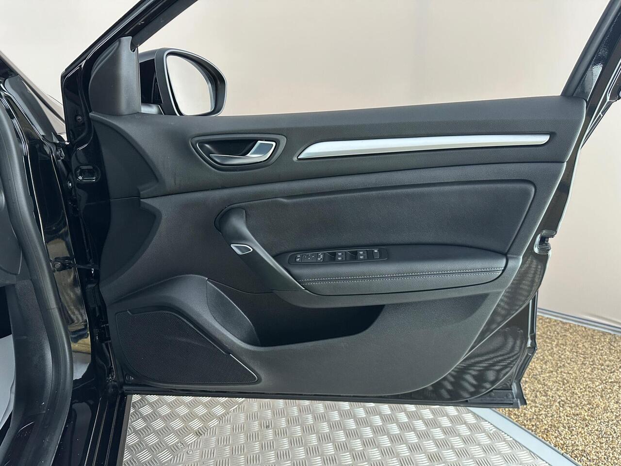 Renault Megane BK71KVL