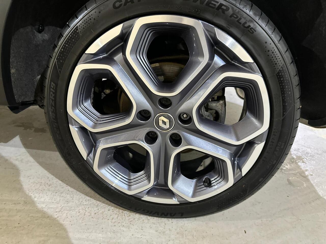Renault Kadjar HV68XJN