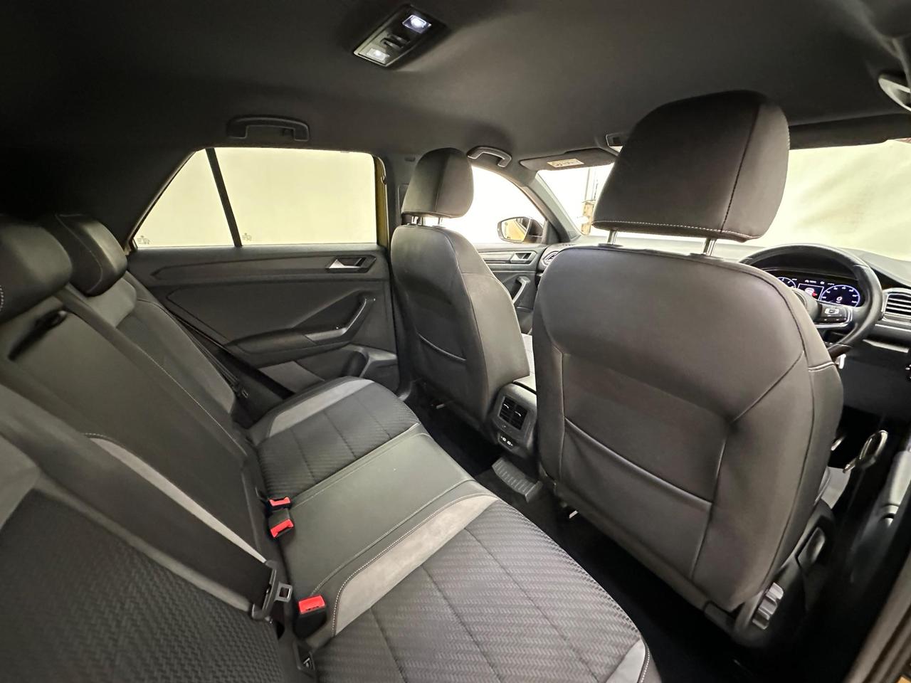 Volkswagen T-Roc DE21RPZ
