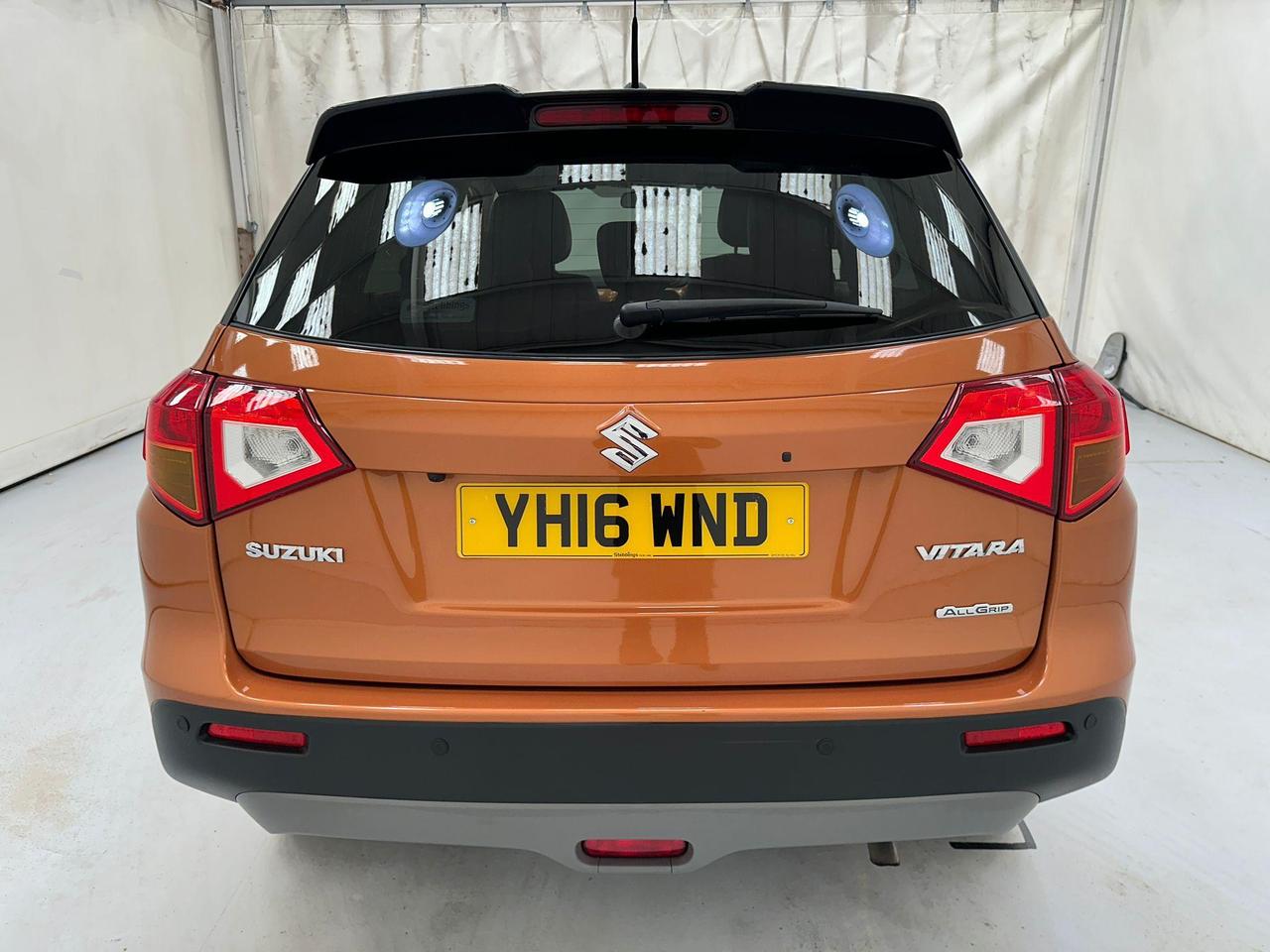 Suzuki Vitara YH16WND