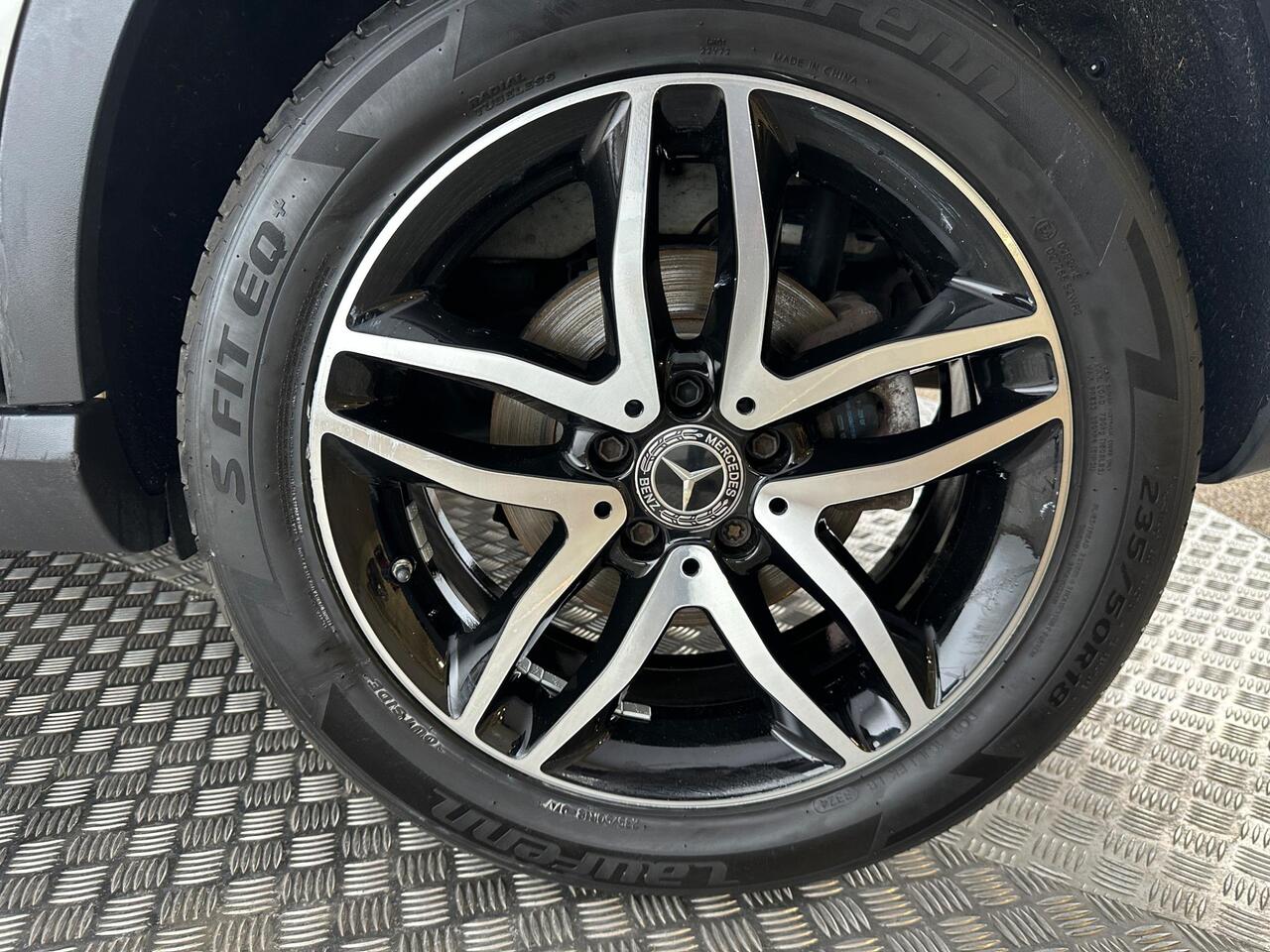 Mercedes-Benz GLA SD69MDE