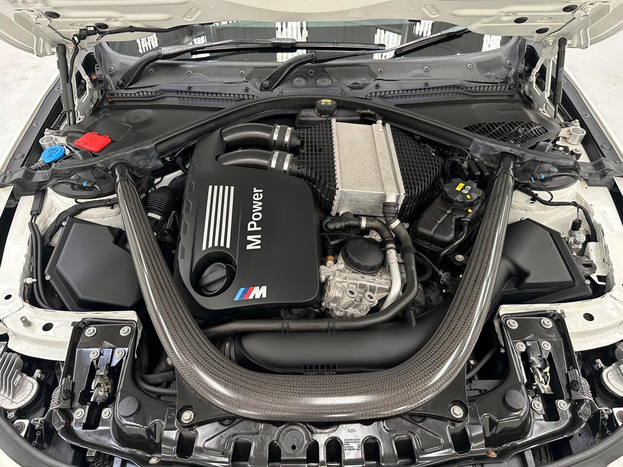 BMW M4 AF70SVA