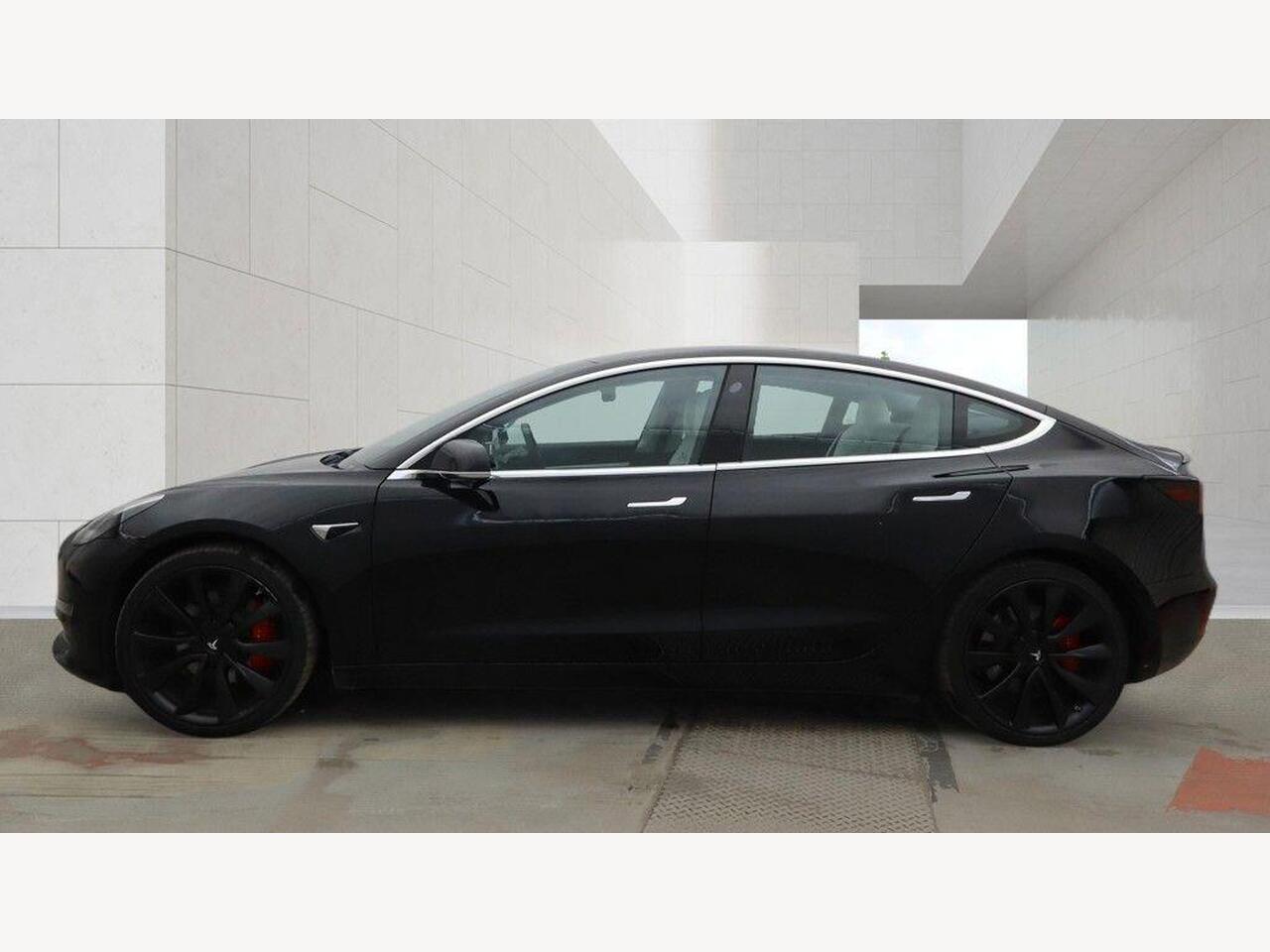 Tesla Model 3 ML69BVS