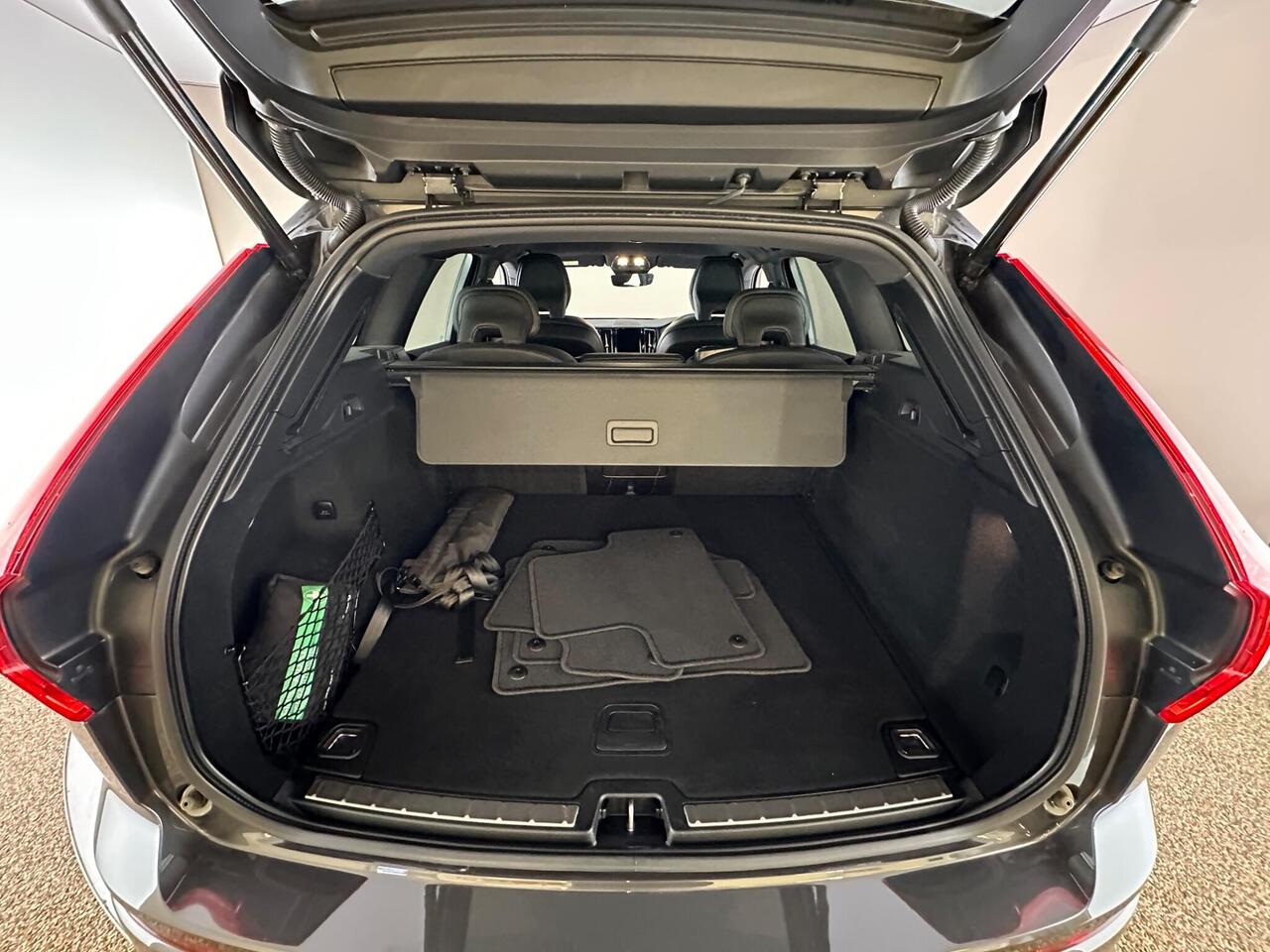 Volvo XC60 WG72PXY
