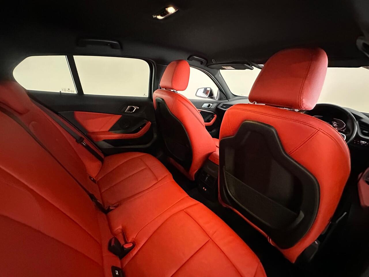 BMW 1 Series YP72HGD