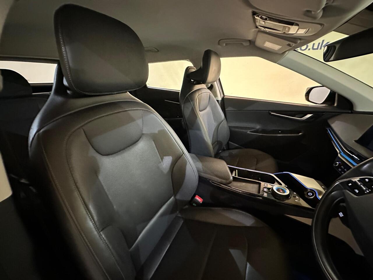 Kia EV6 LS22YYZ
