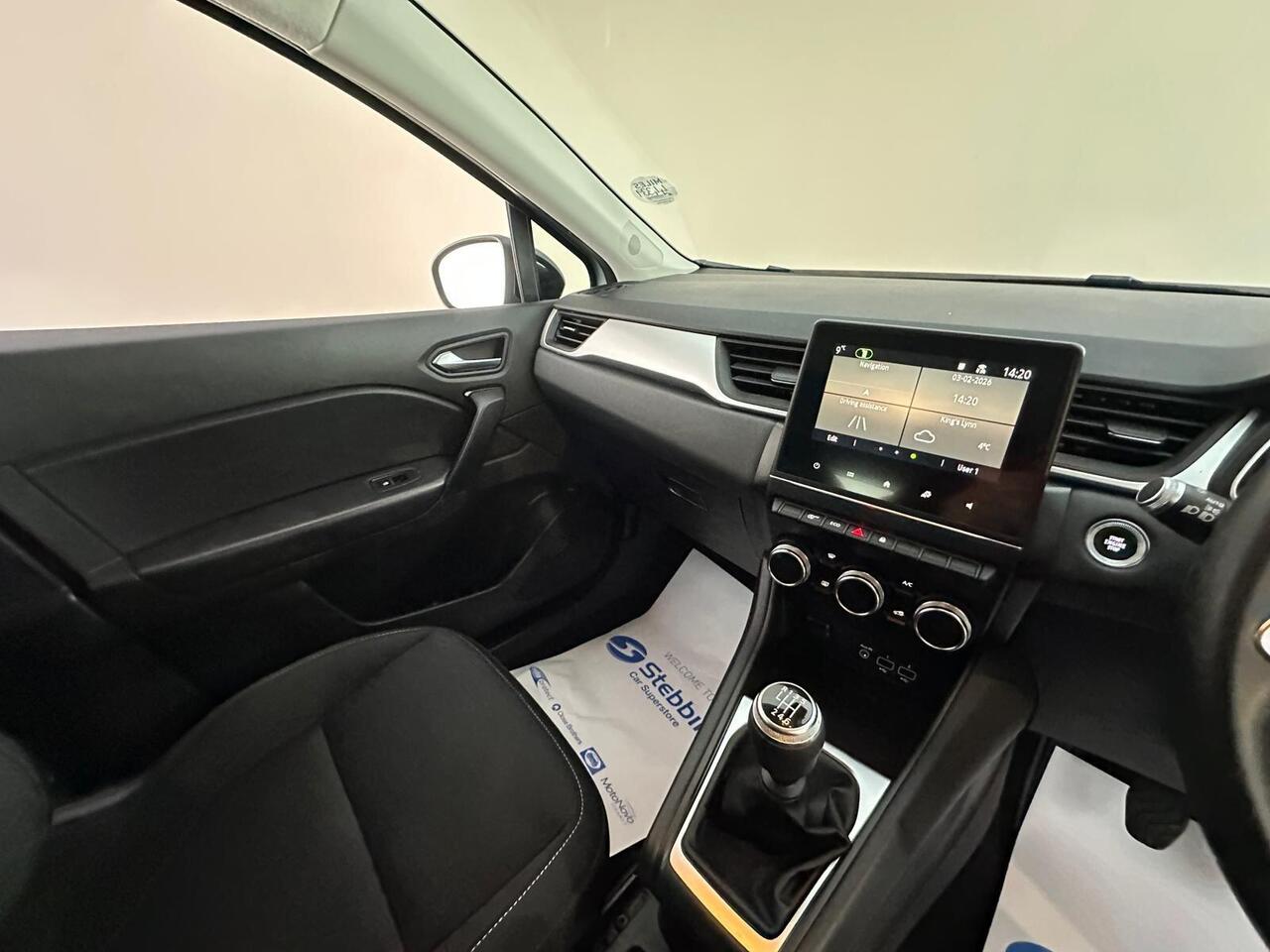 Renault Captur YE71OBN