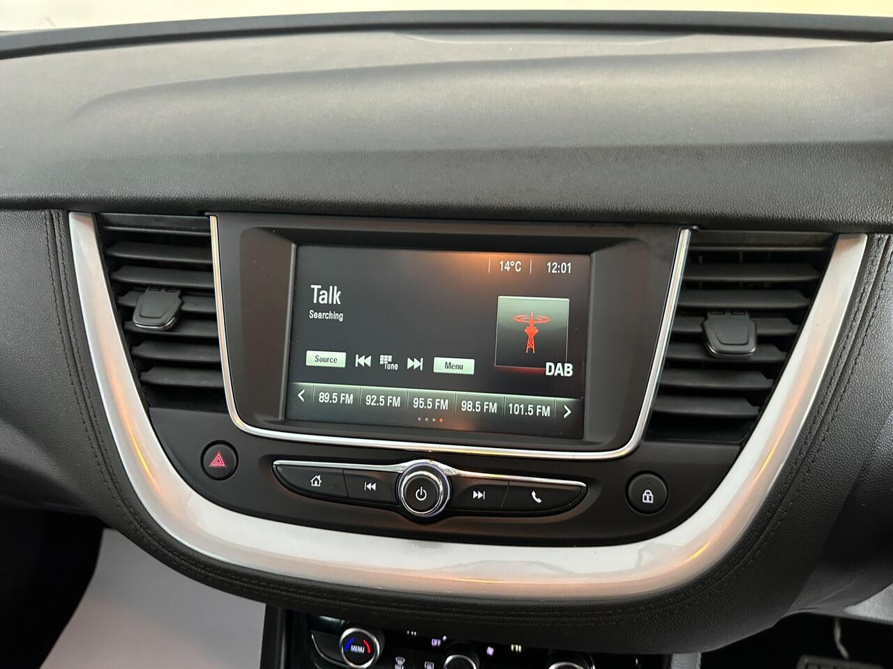 Vauxhall Grandland X SK68DMY