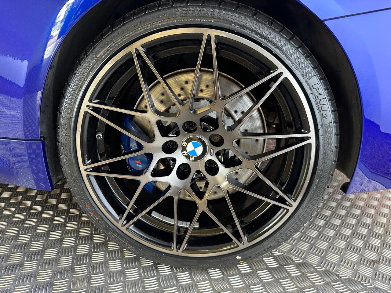BMW M4 RO20UAG