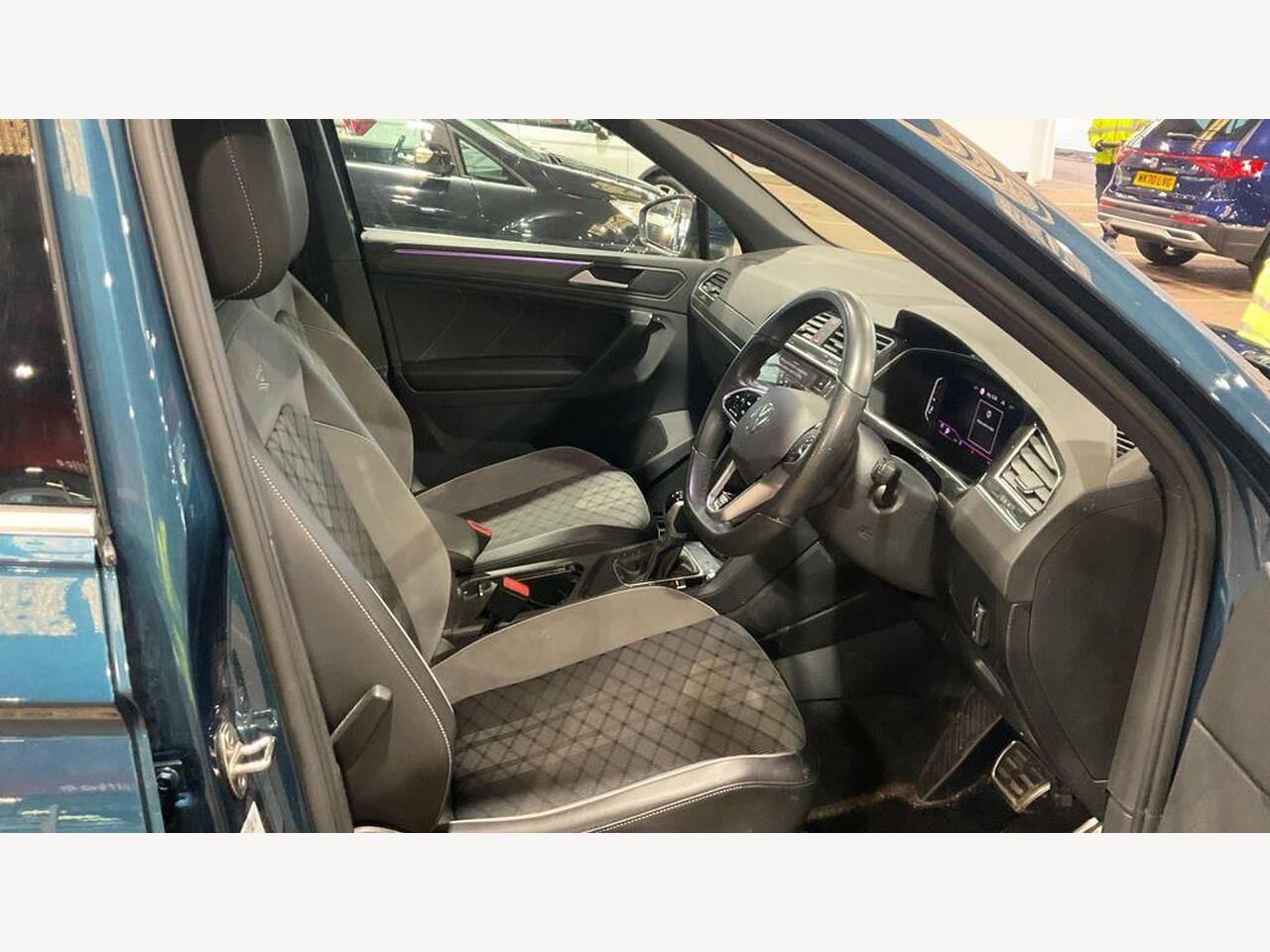 Volkswagen Tiguan VO24XRH