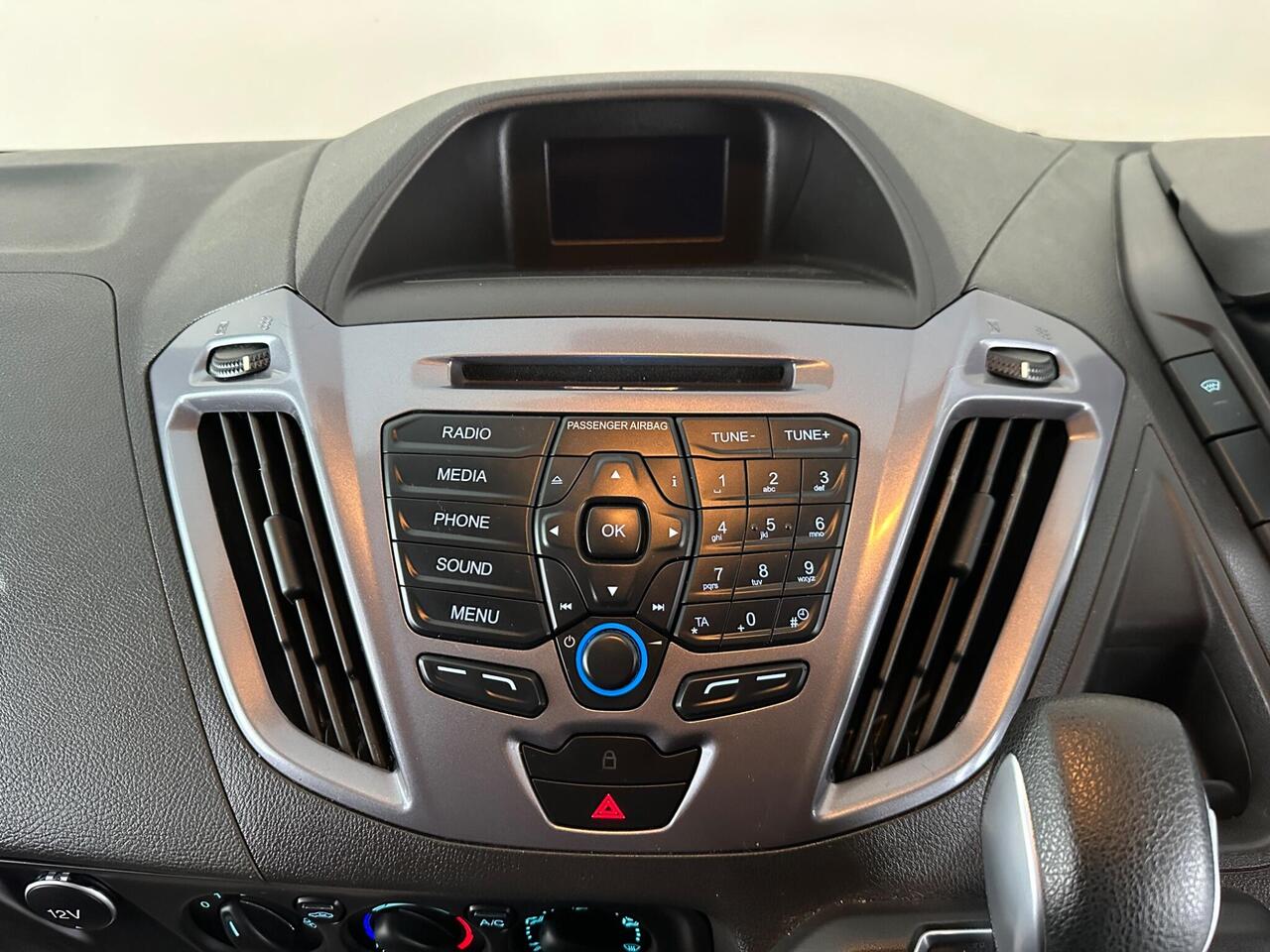 Ford Transit Custom NV18BXO