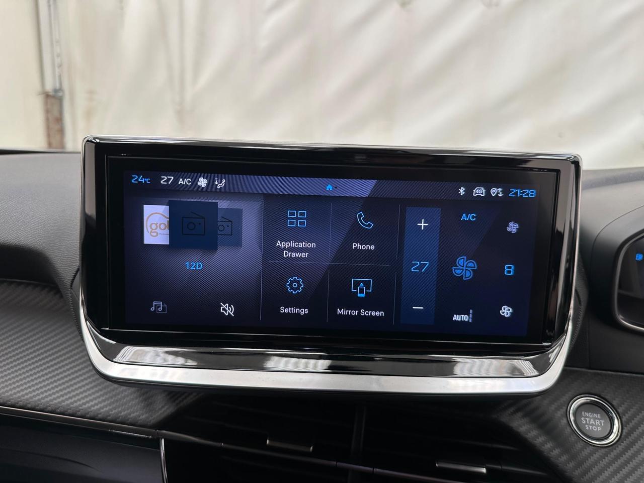 Peugeot 2008 AF73DWW
