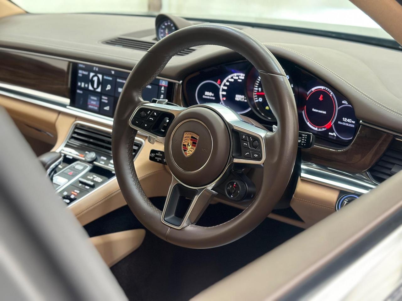 Porsche Panamera LA17VFV